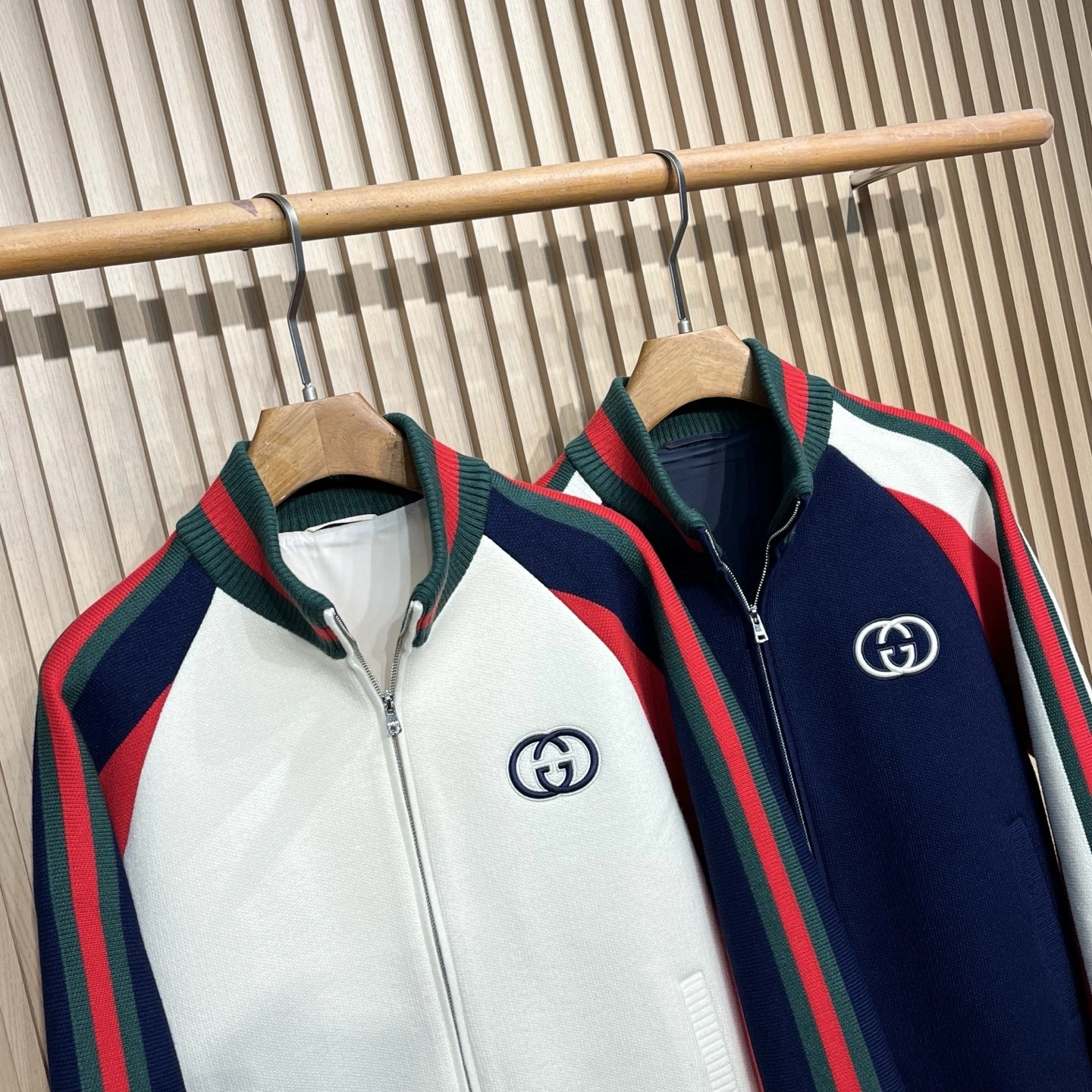 wg.luxury-- 6u33i embroidery 2colour item: E-F443J1631-2H